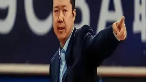 巴特勒成都观战激情时刻，豪言王者归来：2026最新赛况前瞻